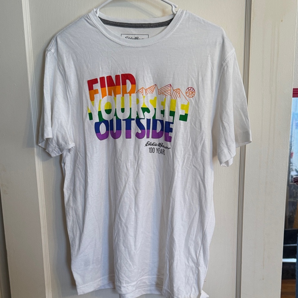 Eddie Bauer “100 years” White Graphic T-Shirt